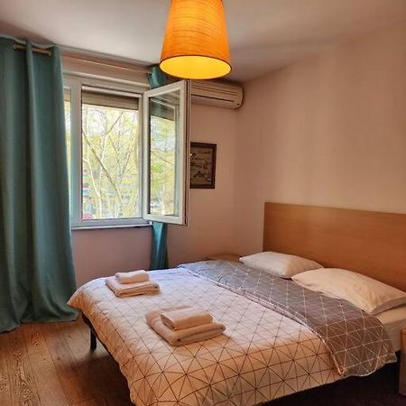 Vintage Flavor Apartment/Home Tirana Exterior photo